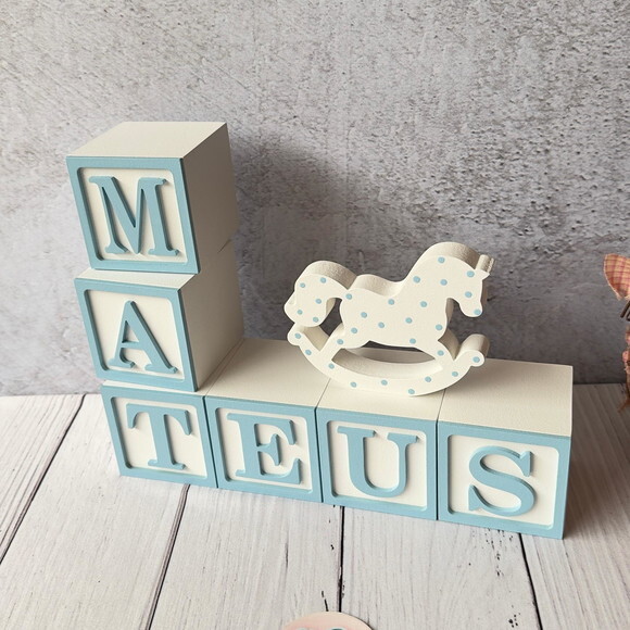 Cavalinho de Balanço + Cubos 6x6cm Ts Decoração Bebê