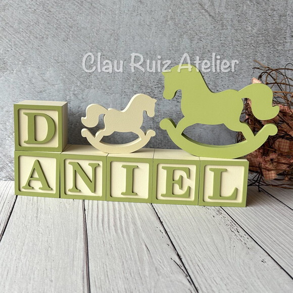 Cavalinho de Balanço + Cubos 6x6cm Ts Decoração Bebê