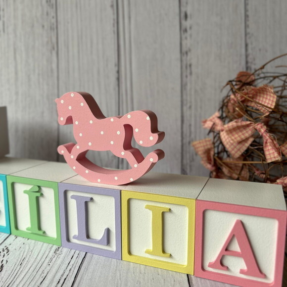 Cavalinho de Balanço + Cubos 6x6cm Ts Decoração Bebê