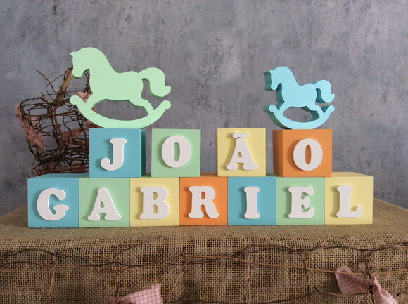 Cubos 6x6cm + Cavalinhos