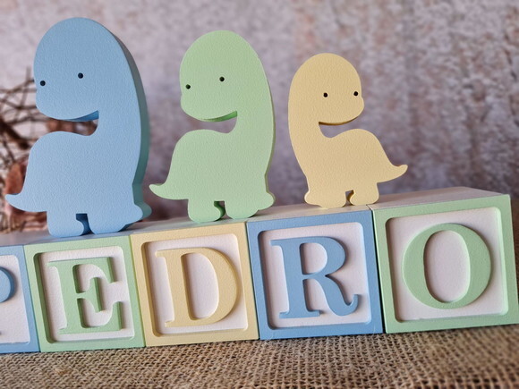 Cubos 6x6cm + Dinossauro