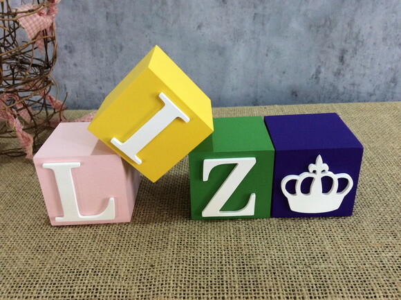Cubos com Coroa 6x6cm