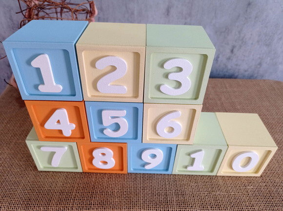 Cubos Mesversário 6x6cm Candy Colors