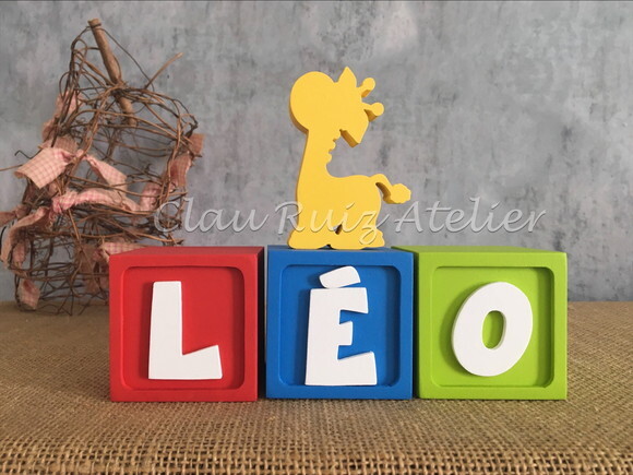 CUBOS POCOYO 6x6cm + Girafinha