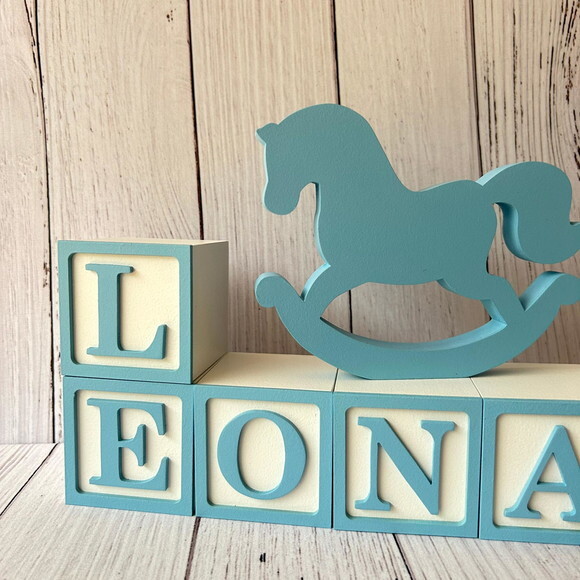 Decoração Bebê - Cubos 6x6cm + Cavalinho de Balaço