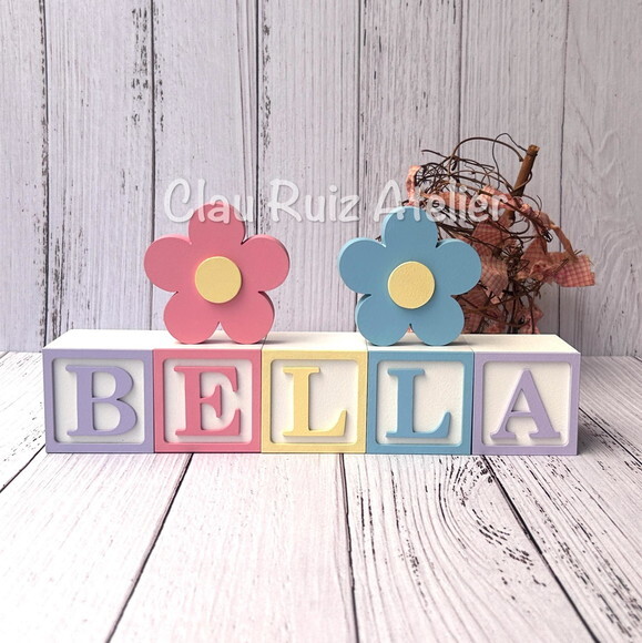 Decoração Bebê - Cubos 6x6cm Candy Ts + Dupla de Flor