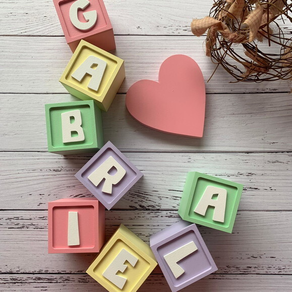 Decoração Bebê - Cubos 6x6cm Candy Ts + Trio de Coração