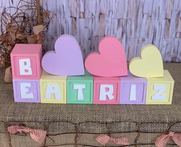 Decoração Bebê - Cubos 6x6cm Candy Ts + Trio de Coração