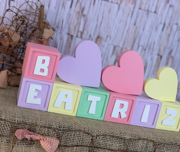 Decoração Bebê - Cubos 6x6cm Candy Ts + Trio de Coração