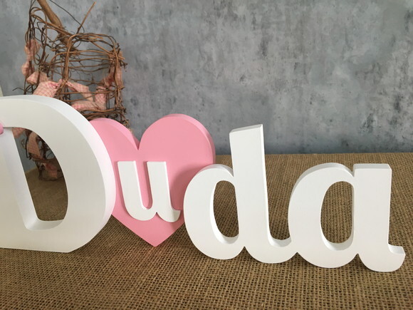 Decoração Bebê - Letras em mdf - Linha Coração
