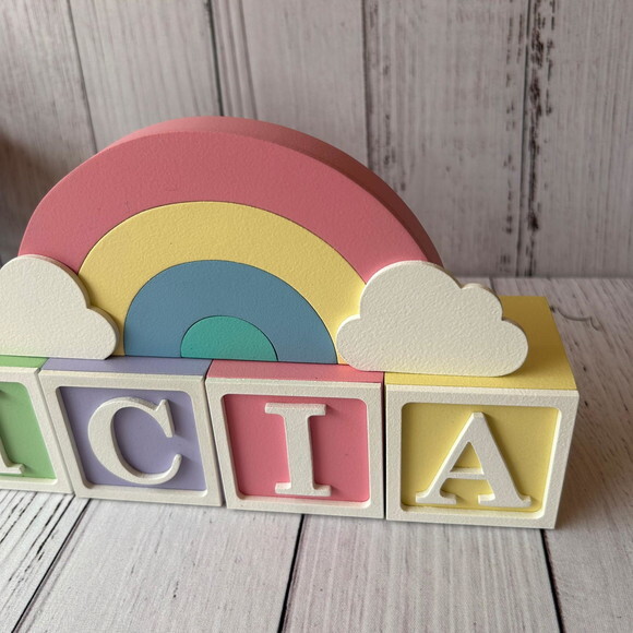 Decoração Bebê Candy Colors - Cubos 6x6cm Ts + Arco Íris.