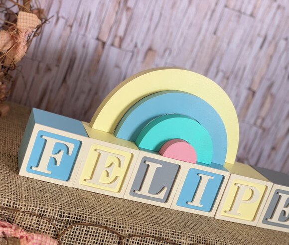 Decoração Bebê Candy Colors - Cubos 6x6cm Ts + Arco Íris.