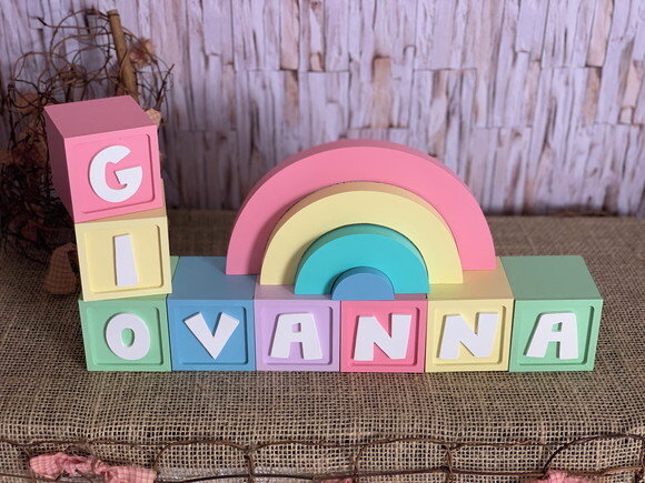 Decoração Bebê Candy Colors - Cubos 6x6cm Ts + Arco Íris.