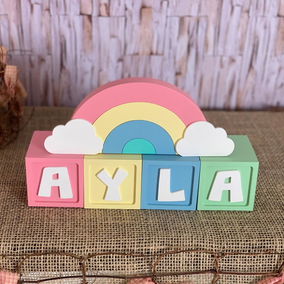 Decoração Bebê Candy Colors - Cubos 6x6cm Ts + Arco Íris.