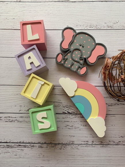 Decoração Bebê Candy Cubos 6x6cm Ts + Arco Íris+ Elefante Pi