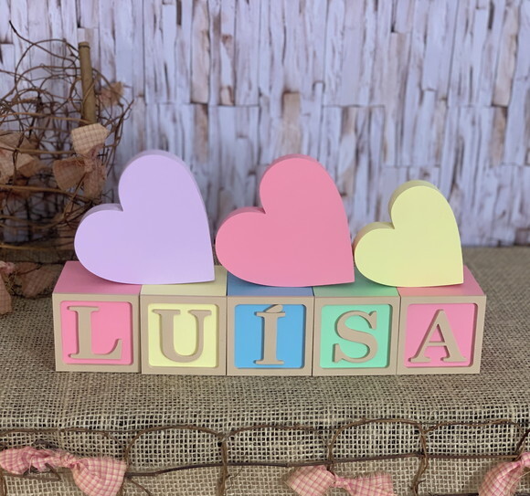 Decoração Bebê Cubos 6x6c Ts + 3 Corações Tons Terrosos