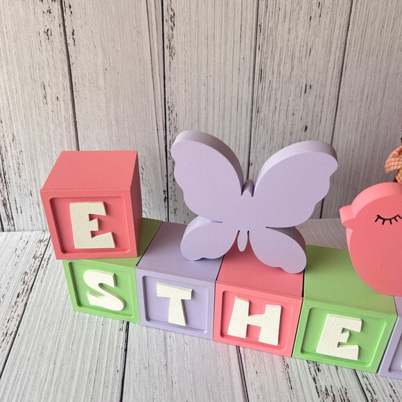 Decoração Bebê Cubos 6x6cm Candy Ts +borboleta e Passarinho