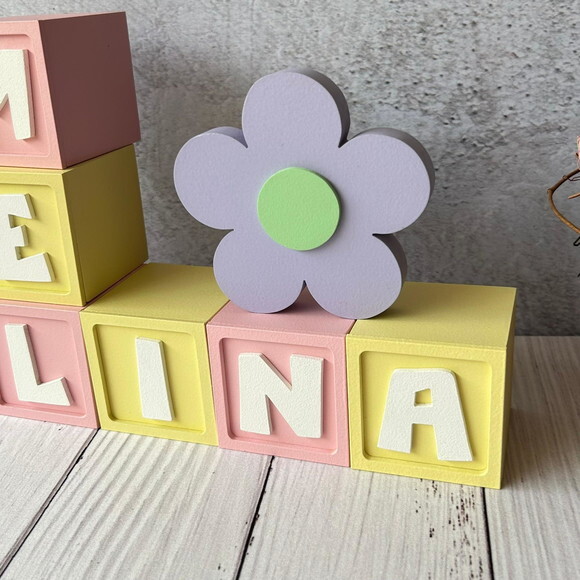 Flor + Cubos 6x6cm Candy Ts Decoração Bebê Pastéis