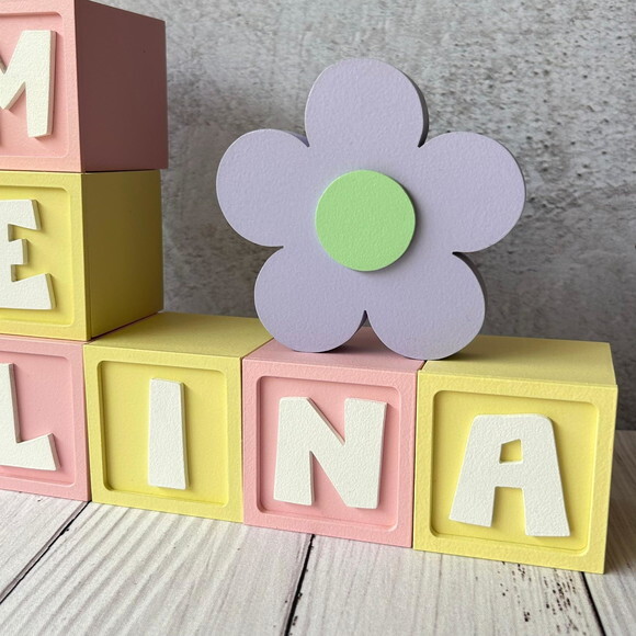 Flor + Cubos 6x6cm Candy Ts Decoração Bebê Pastéis