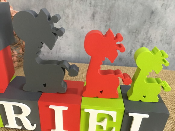 Girafas Trio + Cubos Personalizados com Nome 6x6cm - Bebê