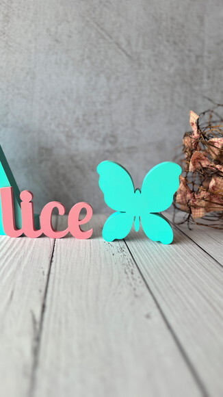 Jardim Encantado - Nomes Personalizados + Borboleta