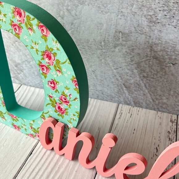 Jardim Encantado -decoração Bebê Nome com Estampa de Tecido