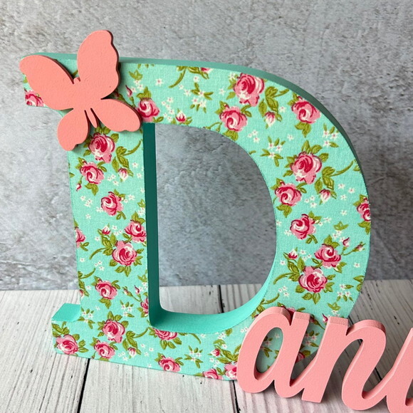 Jardim Encantado -decoração Bebê Nome com Estampa de Tecido