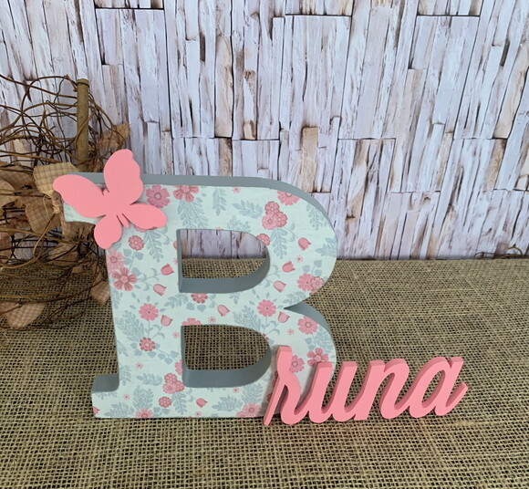 Jardim Encantado -decoração Bebê Nome em mdf com Estampa