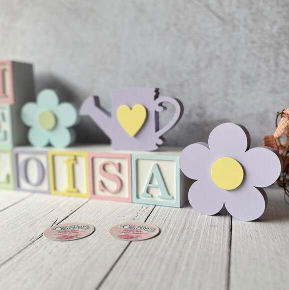 Jardim- Cubo 6x6cm Pastel- Regador- Flores Decoração Bebê