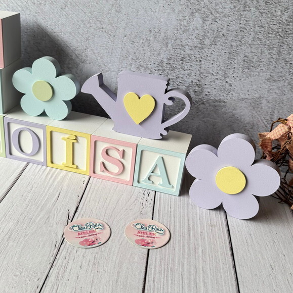 Jardim- Cubo 6x6cm Pastel- Regador- Flores Decoração Bebê