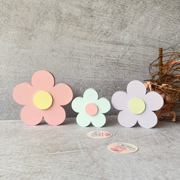 Jardim Trio de Flores Tons Pastel Decoração Bebê