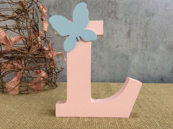 Letras de MDF Iniciais com Borboleta