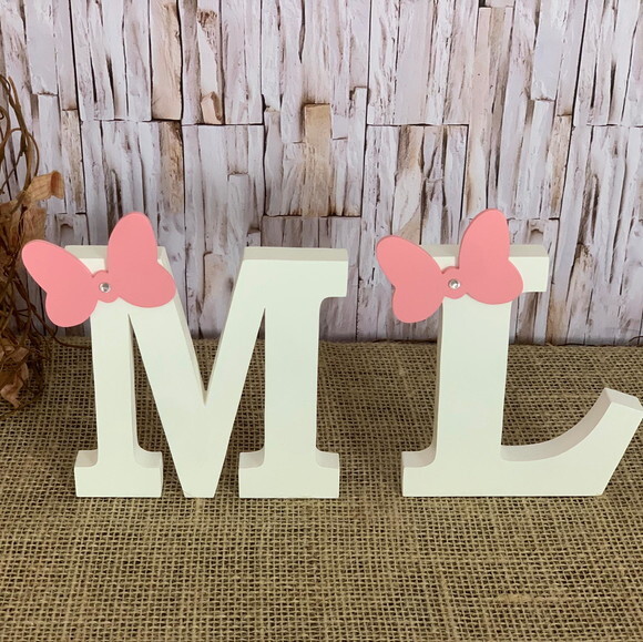 Letras de mdf Iniciais com Laço e Strass - Decoração Bebê