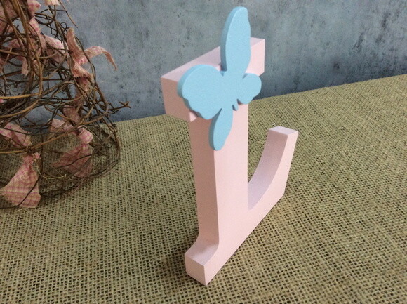Letras de MDF Iniciais com Borboleta