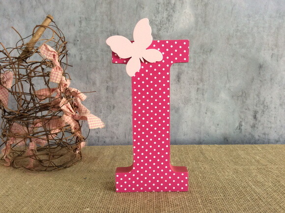 Letras de MDF Iniciais com Borboleta