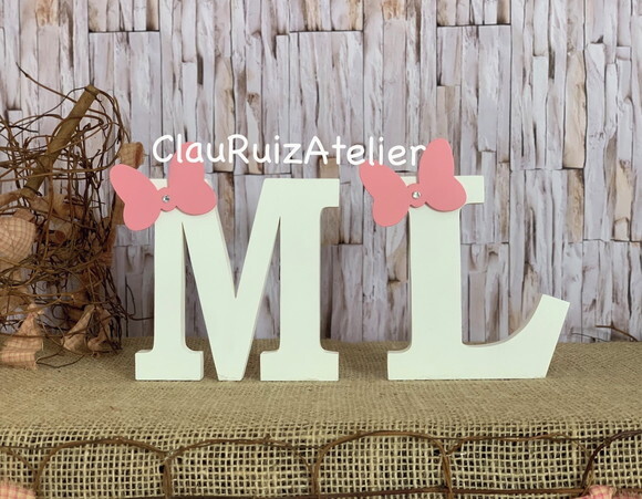 Letras de mdf Iniciais com Laço e Strass - Decoração Bebê