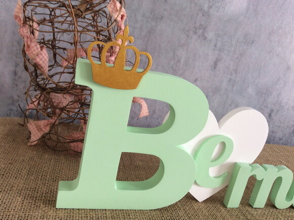 Letras Decorativas com Coroa e Coração