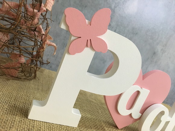 Letras Decorativas em MDF com CORAÇÃO