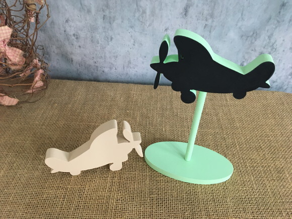 Lousinha de Mesa. AVIÃO