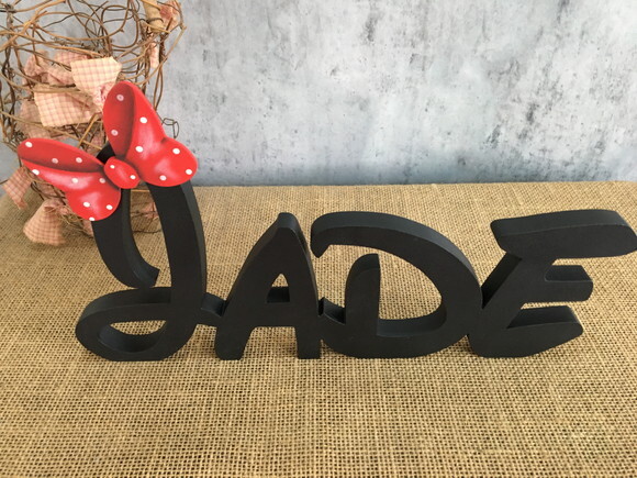 MINNIE - Letras Disney