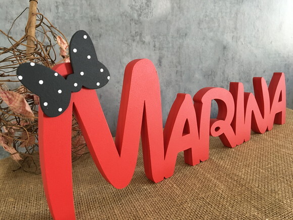 MINNIE - Letras Disney