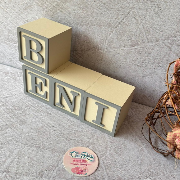 Nome com Moldura Cubos 6x6 Decoração Bebê e Criança