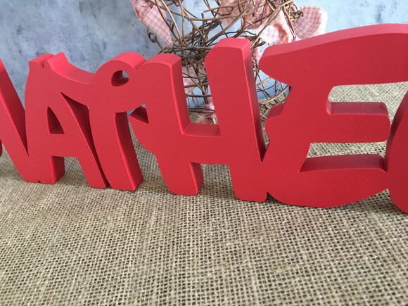 Nomes de MDF - Letra Disney - Mesa