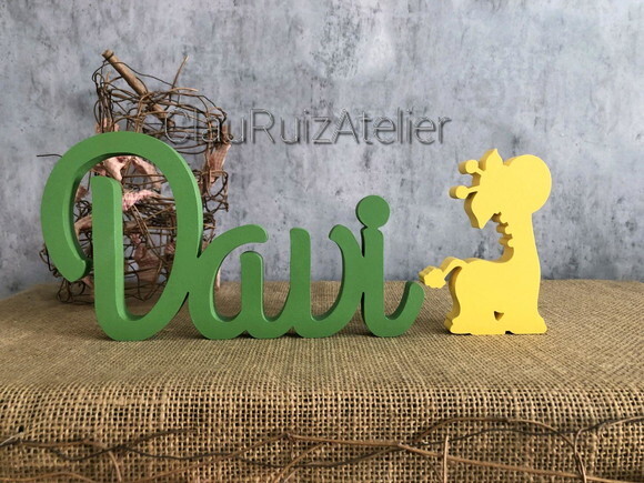 Nomes de Mesa Em MDF Letras Cursivas + Girafa