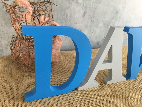Nomes de Mesa Em MDF Linha Letras de Forma