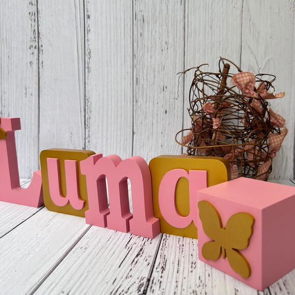Nomes Linha Blocos - Decoração de Bebê - + Cubo de Borboleta