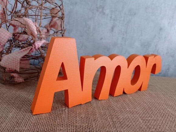 Palavras em MDF - AMOR