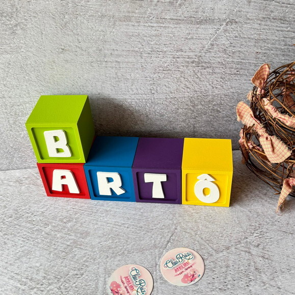Pocoyo 6x6cm - Decoração de Festa Infantil