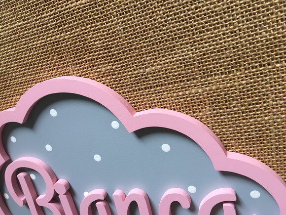 PORTA DE MATERNIDADE NUVEM COM NOME
