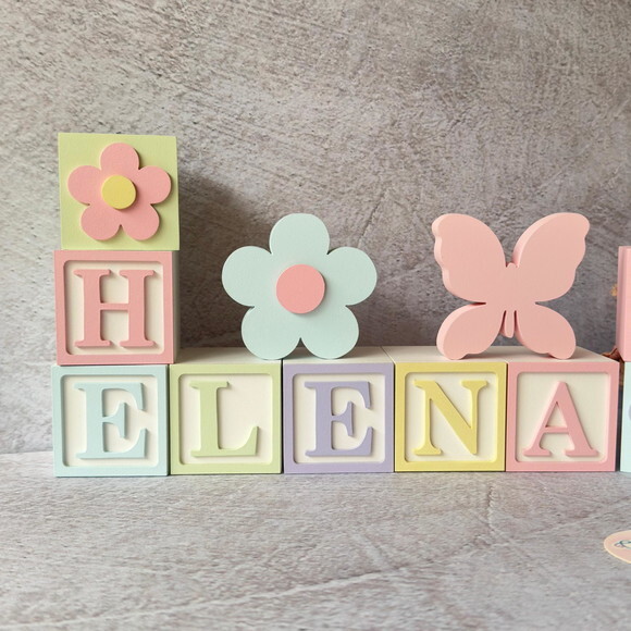 Tons Pastel Cubos 6x6cm +borboleta+ Flor Decoração Bebê